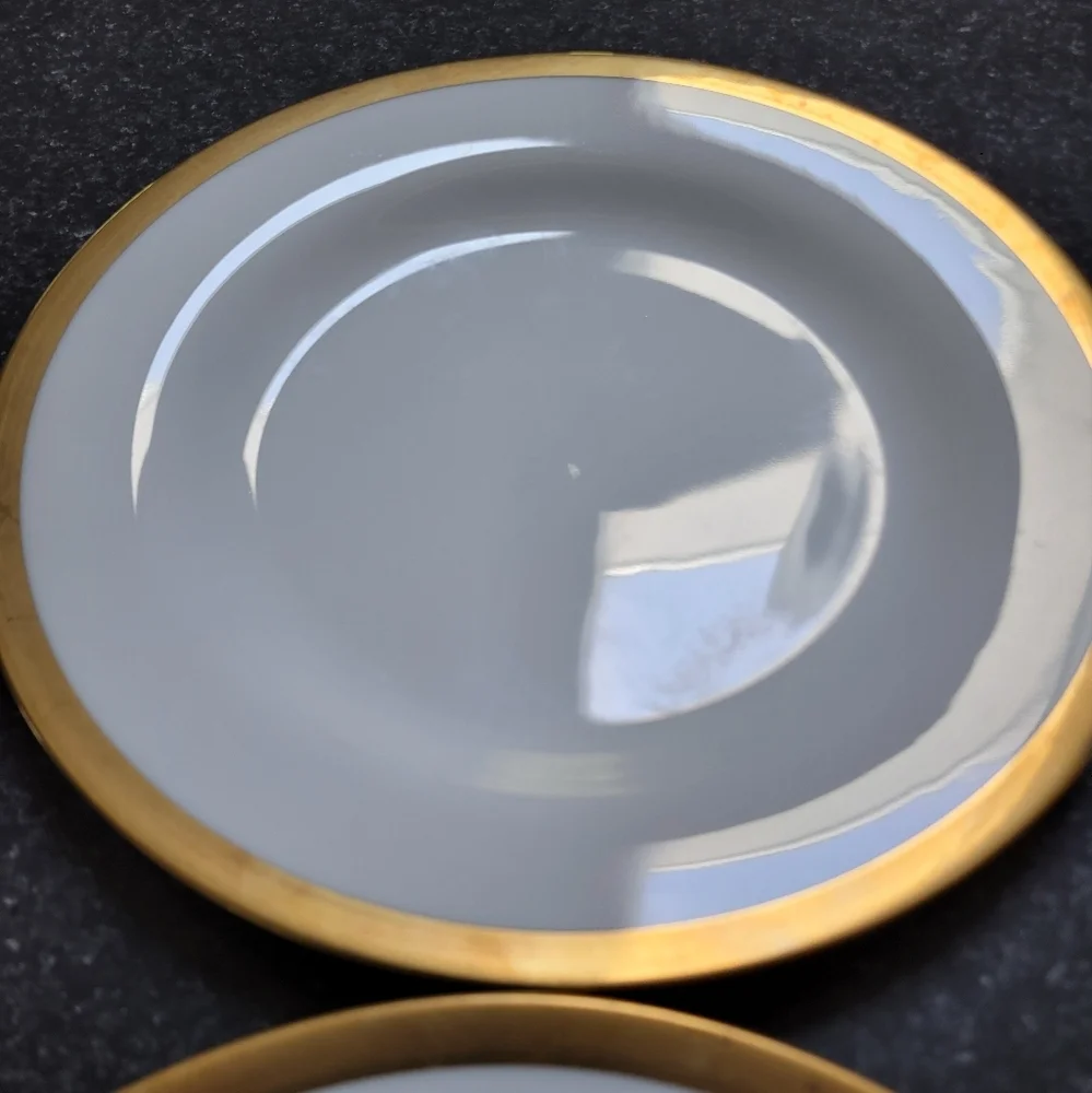 Pottery Barn White Porcelain Gold Gilded Rim Set Of 4 Dinner Plates 8.5